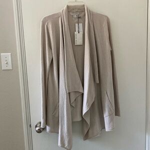 NWT Barefoot Dreams, cozy chic sweater S/M